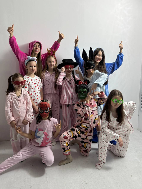 inter-party-001